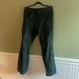 Patagonia Green Women's Ski/Snow Pants